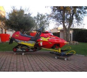 Motoslitta Polaris Edge 600